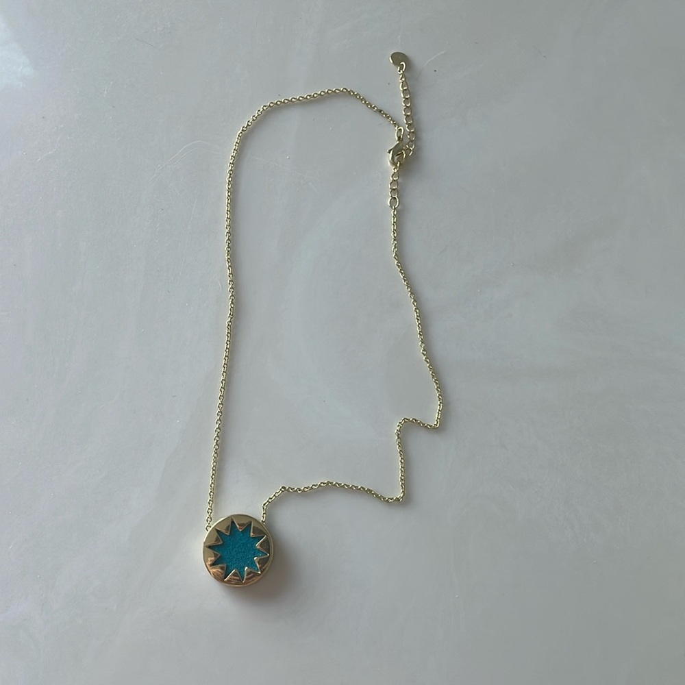 House of Harlow necklace